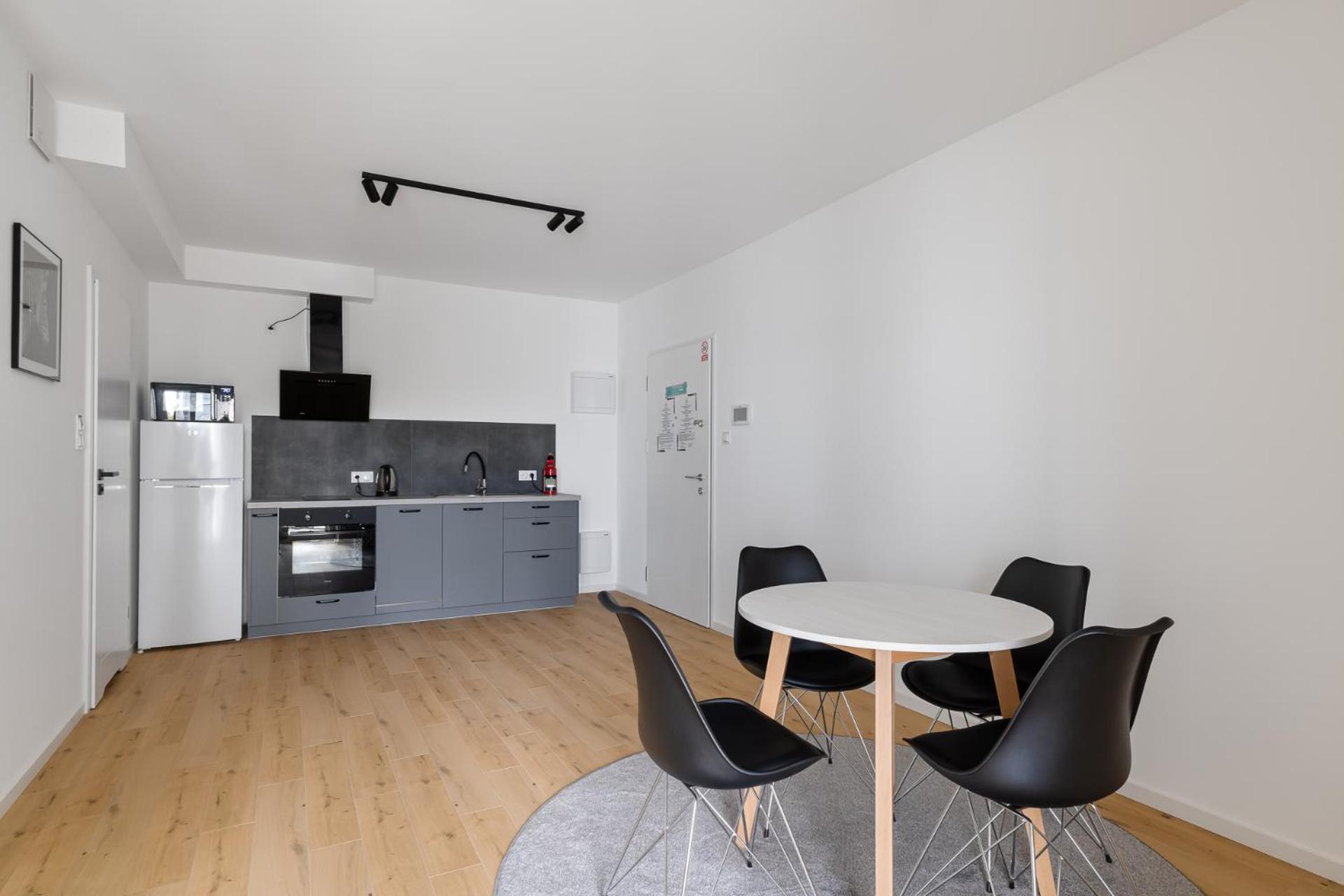 Poznan Apartments Towarowa Екстер'єр фото